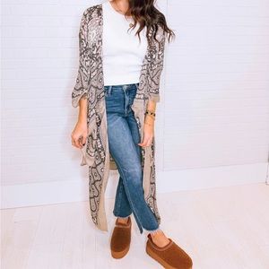 Free People magic dance border print kimono
